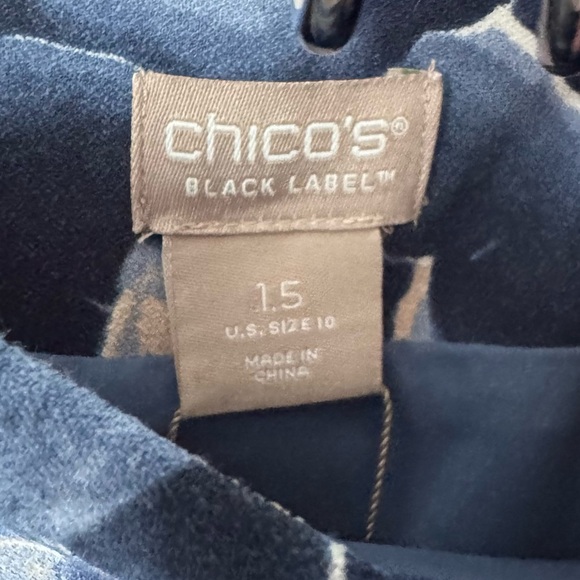 NWT Chico’s Surplice Midi skirt in Winter Lake pattern Size 1.5 or US 10 - Picture 3 of 11